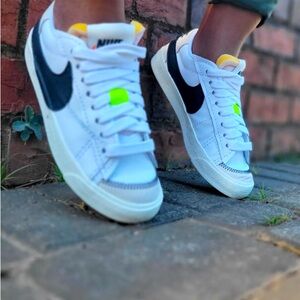 Nike Women’s Blazer Low ‘77 Jumbo